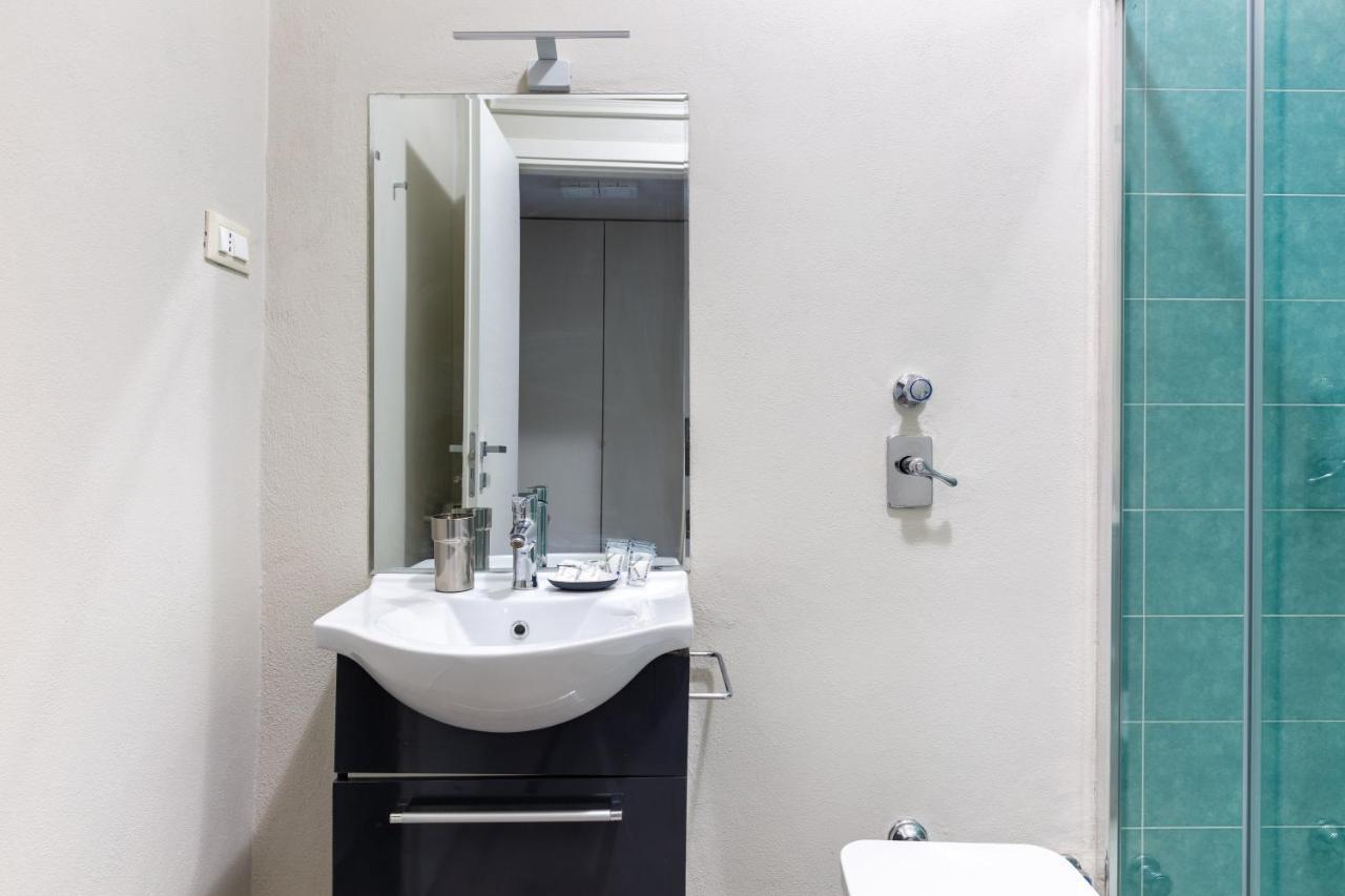 Bnbutler - Panizza - Grazioso Monolocale, Posizione Elegante E Centrale Milano Ngoại thất bức ảnh